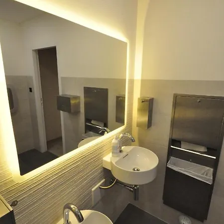 Wellness Fulda Pensión 3*