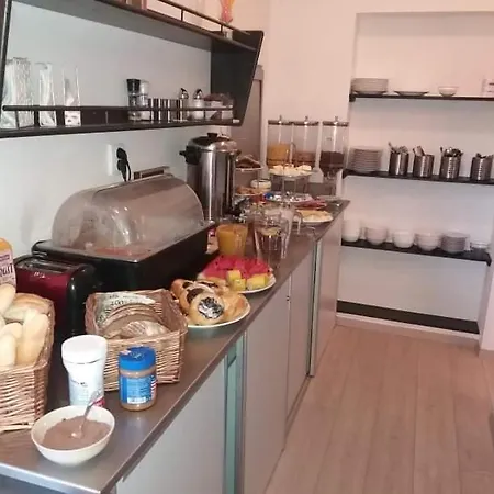 بيت ضيافة Wellness Fulda 3*