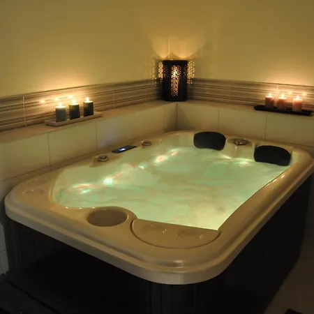 Wellness Fulda Pensión 3*